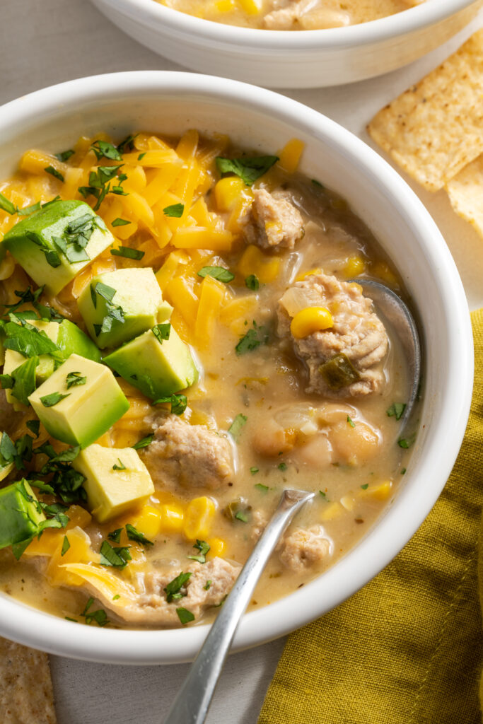 Healthy White Turkey Chili: Protein-Packed & Deliciously Light